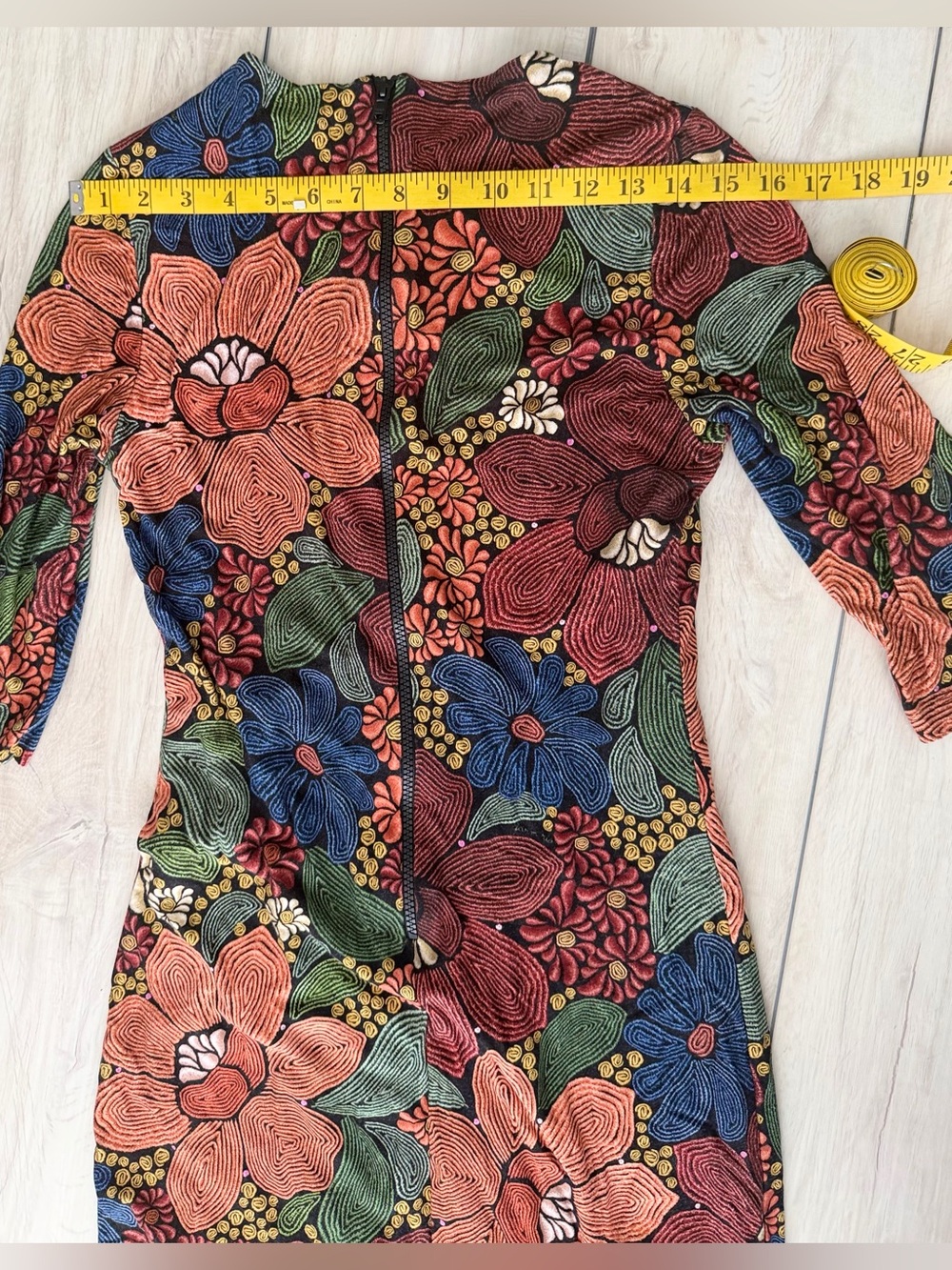 Farm Rio Vibrant Floral Multicolor Midi Dress Medium Tropical Elegant Bodycon - Picture 9 of 13